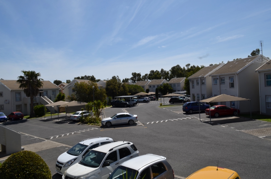 To Let 2 Bedroom Property for Rent in Strand South Western Cape